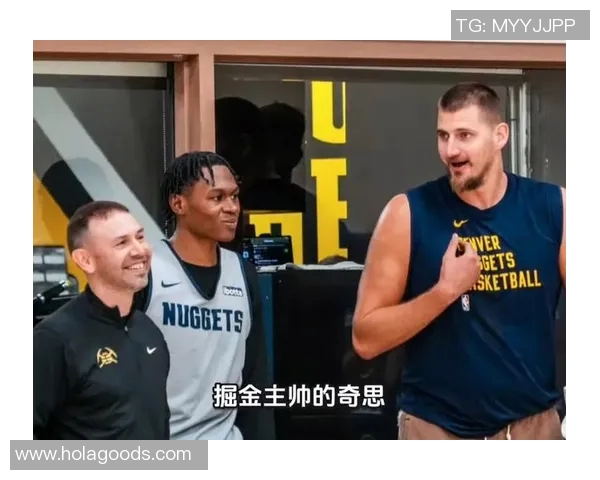 阿德尔曼表示将同时使用瓦兰和约基奇瓦兰的实力毋庸置疑