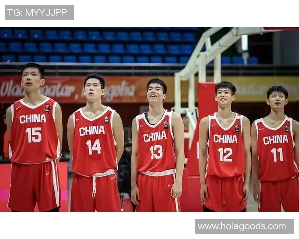 张懿赵杰30分9板! 上海男篮U17夺得全国青年联赛冠军 张懿赵杰30分9板! 上海男篮U17夺得全国青年联赛冠军