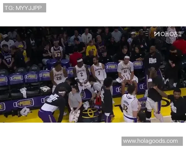 东契奇25分詹姆斯24+7 湖人逆转猛龙止连败 东契奇25分詹姆斯24+7 湖人逆转猛龙止连败